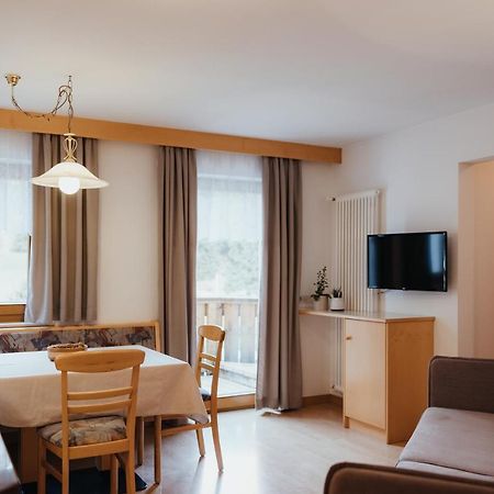 Residence Chalet Pinis Corvara In Badia Εξωτερικό φωτογραφία