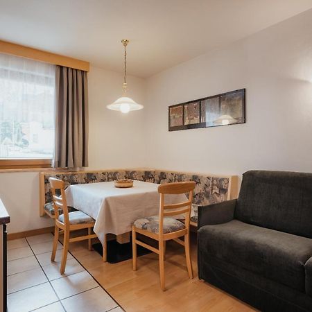 Residence Chalet Pinis Corvara In Badia Εξωτερικό φωτογραφία